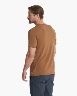 Linear Henley | Rum -Cheap Drape Joy Store V199RUM FA22 M ECOMM TOPS TOP 2089 1X1 8ff84647 77ae 42e8 8191 9de902b518a2