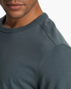 Belleview Crew | Lake -Cheap Drape Joy Store V280LAK FA23 M ECOMM fleece DETAIL 6