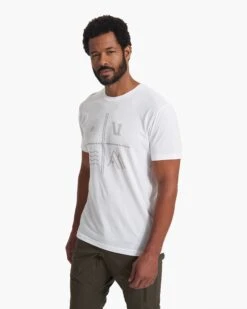 Talisman Tee | White -Cheap Drape Joy Store V9001WHT SP23 M ECOMM PRINTABLES TOP 0153 1X1 c7e8e0c4 2c3d 422a 9047 60622403cb7c